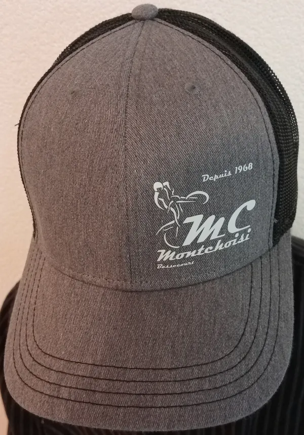 Casquette blanche du club